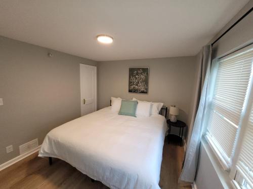 Davenport Dwellings-Newly furnished 3bd 2ba in Midtown