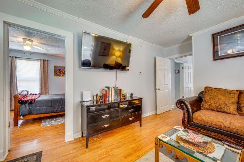 Family-Friendly Home Near Parks and Lakes! in Kannapolis, USA