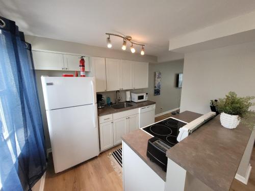 Davenport Dwellings 14-3Bd 2Bath in Midtown in Midtown