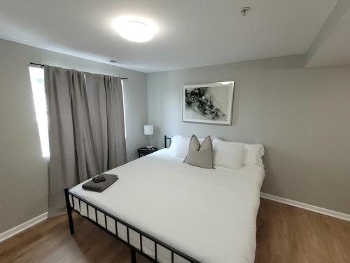 Davenport Dwellings 14-3Bd 2Bath in Midtown in Midtown