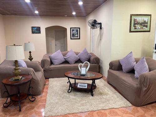 Boston Bay, Portland Cozy Corner in Drapers