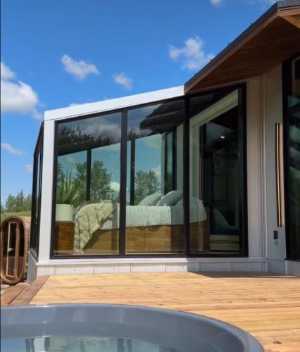 Aktivitātes, Refuge Bay Caelum Cabin Luxury Off Grid Escape in Alberta Beach (AB)