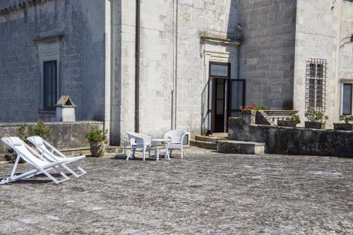 Castello di Casamassella Castello di Casamassella