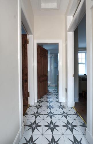 Stylish Fringe Flat Near Leith Walk Fast Wi-Fi & Self Check-In, Edynburg (zdjęcie 4)