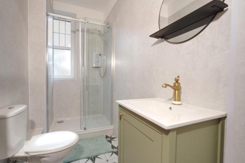 Stylish Fringe Flat Near Leith Walk Fast Wi-Fi & Self Check-In, Edynburg (zdjęcie 6)