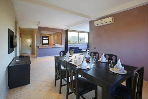 시설, Anezi Tower Hotel in 아가디르