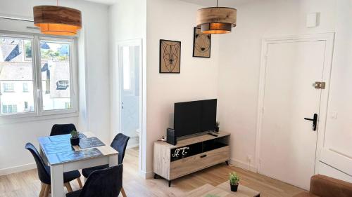 La Reconquête des remparts (La Reconquete des remparts) in Hennebont