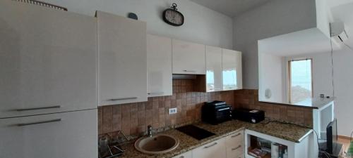 Seaview apartment in Sveti Vid-Miholjice