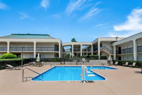 ทัศนียภาพ, SureStay Plus by Best Western Southern Pines Pinehurst in เซาเทิร์นไพน์ส (NC)