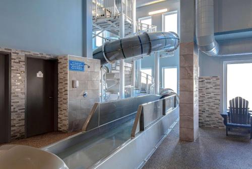 Days Inn by Wyndham Calgary North Balzac in Airdrie from $85