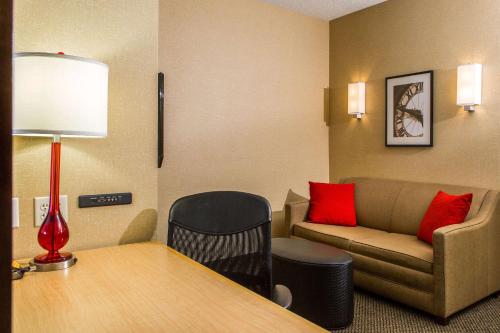 Cambria Hotel Raleigh - Durham Airport Room Type - King Suite - Disability Access/Non-Smoking