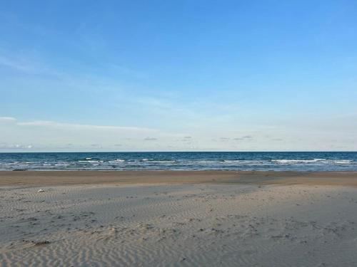 Beautiful Beach House with Private Pool in Tuxpan - Colibrí in La Laja, Mexico