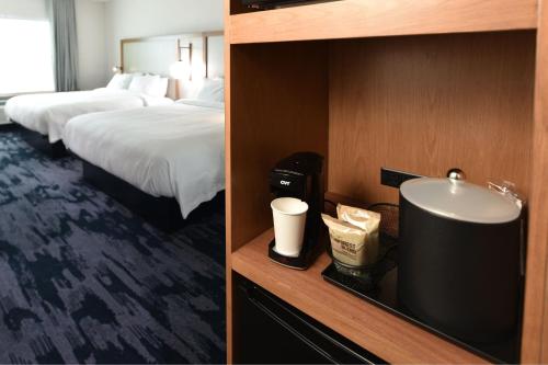 Fairfield by Marriott Inn & Suites Anaheim Los Alamitos - image 14