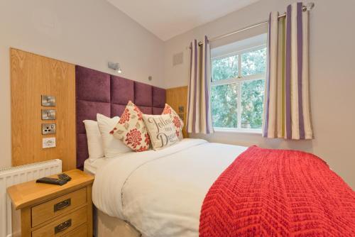 Roxford Lodge Hotel - image 13
