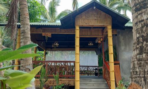 Tahanan sa Talisayan Beach House - 레스토랑
