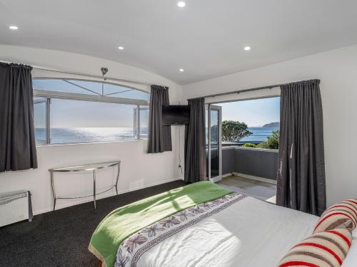 Pemandangan luar, Ocean View Beach Beauty - Tairua Holiday Home in Tairua