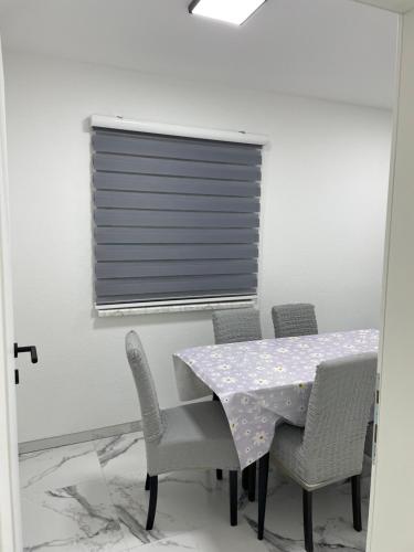 Pišta-pause (Pista-pause) in 比哈奇