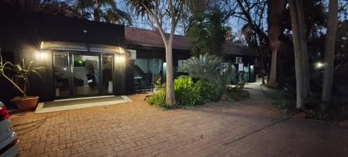 Waterfront Guest House in Hartbeespoort