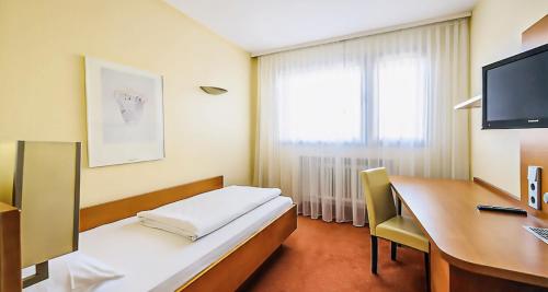 Novum Hotel Rieker Stuttgart Hauptbahnhof - image 3