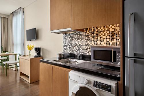 Kitchen, Novotel Danang Premier Han River in Hải Châu