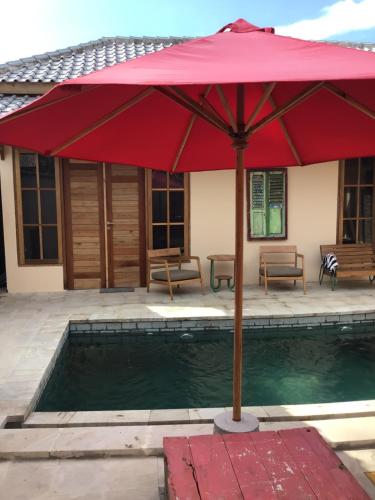 Swimming pool, La Boheme Mini in Gili Trawangan