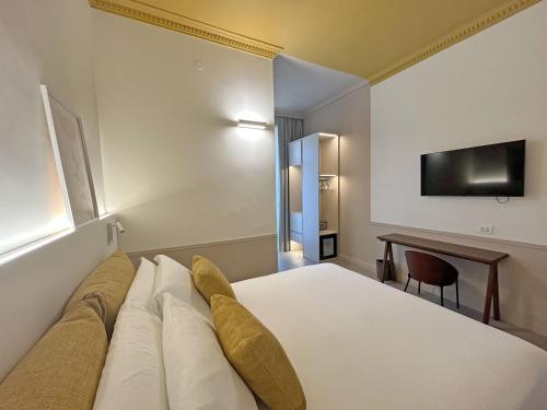 Astom Suites - image 7