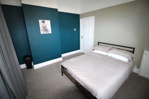 Large 3 Bed Bungalow - Parking - Garden, Birmingham (fotografie 9)