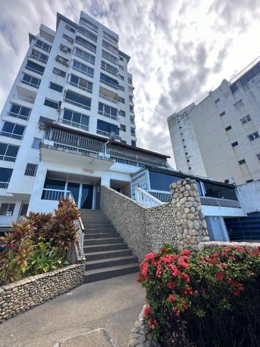 Exterior view, Apartamento frente a la playa de la guaira in Caraballeda
