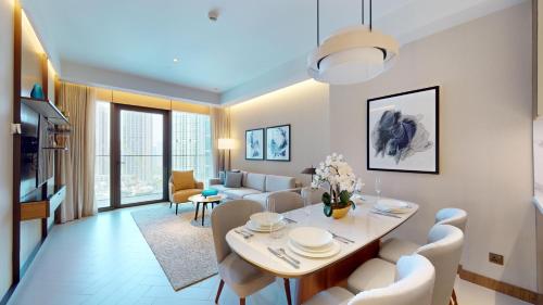 Primestay - 2BR Upscale in Address Opera Downtown - Dubai - image 3