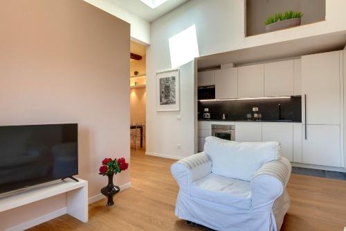 Three-Bedroom Apartment image 3