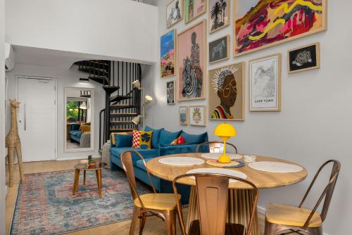 Sea Point Artistic Hideaway - Rooftop Pool Gym - image 6