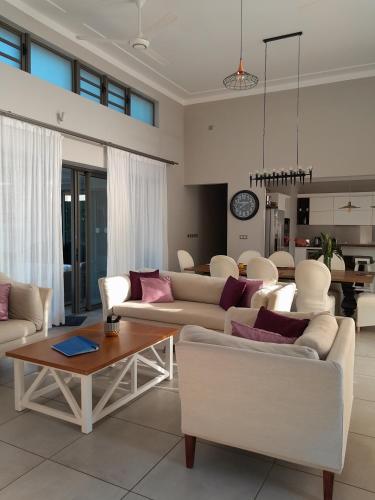 Luxury Villas at Royal Park in 巴拉克拉瓦