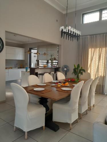 Luxury Villas at Royal Park in 巴拉克拉瓦