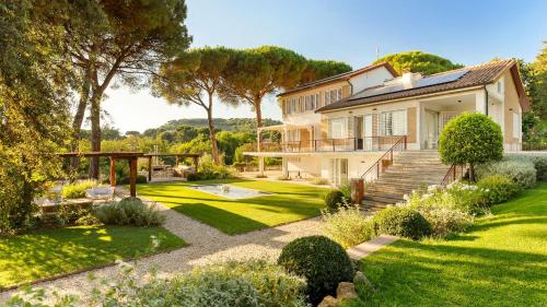 Five-Bedroom Villa