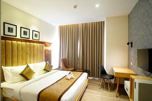 room detail thumbnail 0