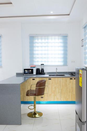 Atom Height Apartments in Tema