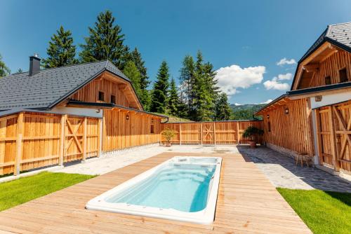 Swimmingpool, ALMCHALET Rubin in Fohnsdorf
