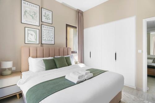Spacious 2BR Madinat Jumierah Prime Location - image 8