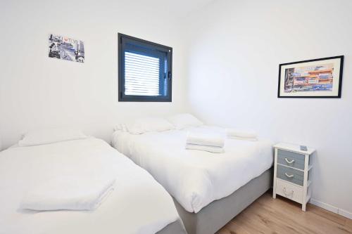 Luxury 2 BR in Yavne by HolyGuest - image 2