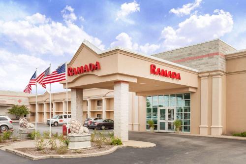 Ramada by Wyndham Hammond Hotel & Conference Center in Hammond, USA