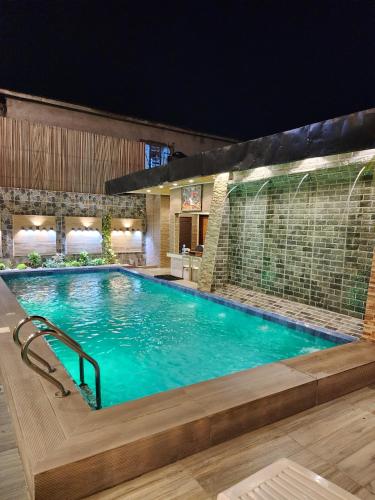 One-Bedroom Apartment image 1