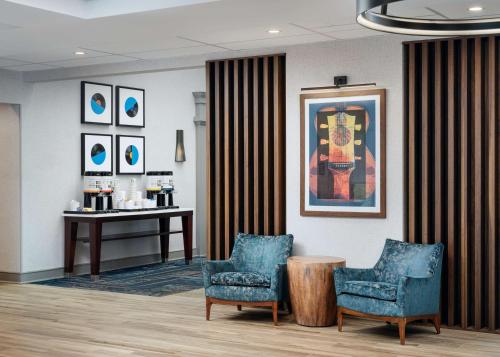 Hampton Inn & Suites Memphis-Shady Grove - image 6