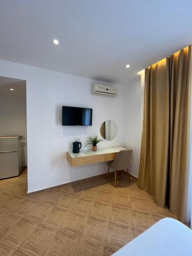 Villa-Leandro – Ksamil, OR