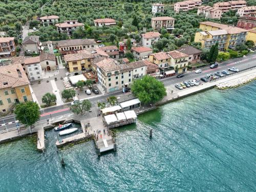 InBLU Apartments Assenza