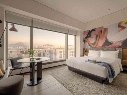 room detail thumbnail 0