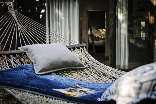 Emdoneni Lodge with Zululand Cat Conservation Project Emdoneni Lodge with Zululand Cat Conservation Project