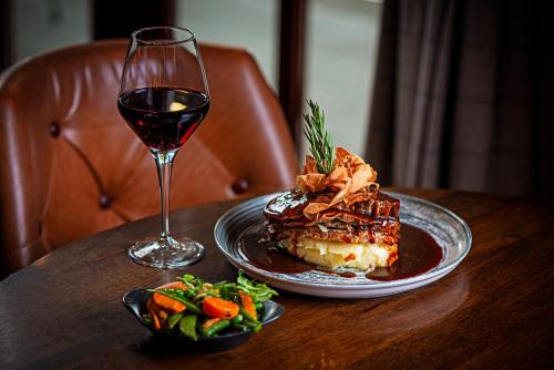 Kilmurry Lodge Hotel - image 5