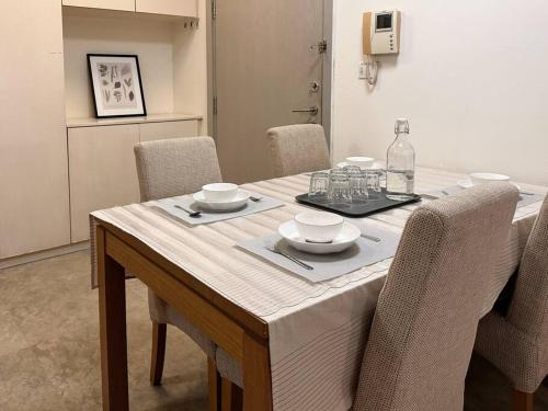 Bintang Fairlane Residence Cozy Fam Suite - 2B2R - image 4