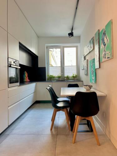 Art & Design 3 rooms apartment in city center, Breslau (Foto 7)