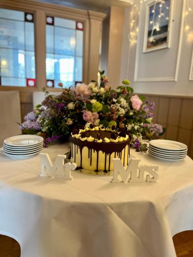 Tyacks Hotel - image 3